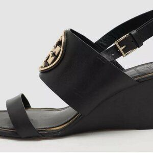 Brand newTory Burch sz 8.5 Metal Miller Wedge Leather Sandals black/gold 56115